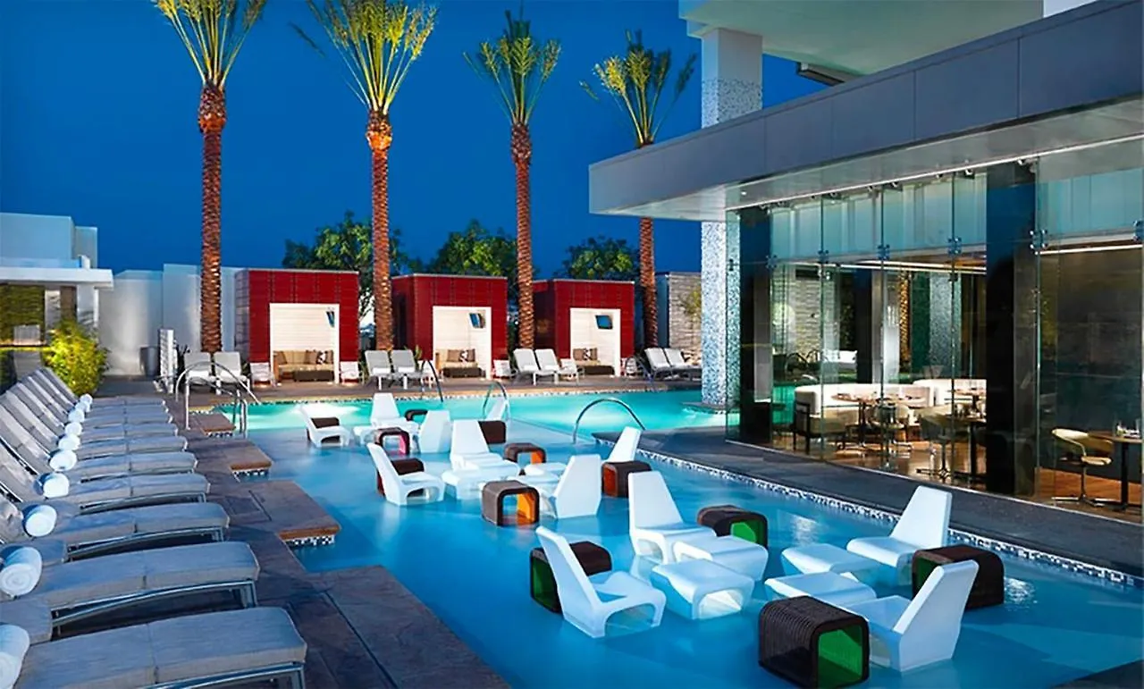 Huge Modern Luxury 17 Floor Panoramic Corner Suite With Open Balcony Las Vegas