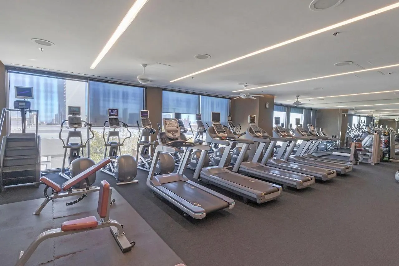 Huge Modern Luxury 17 Floor Panoramic Corner Suite With Open Balcony Las Vegas