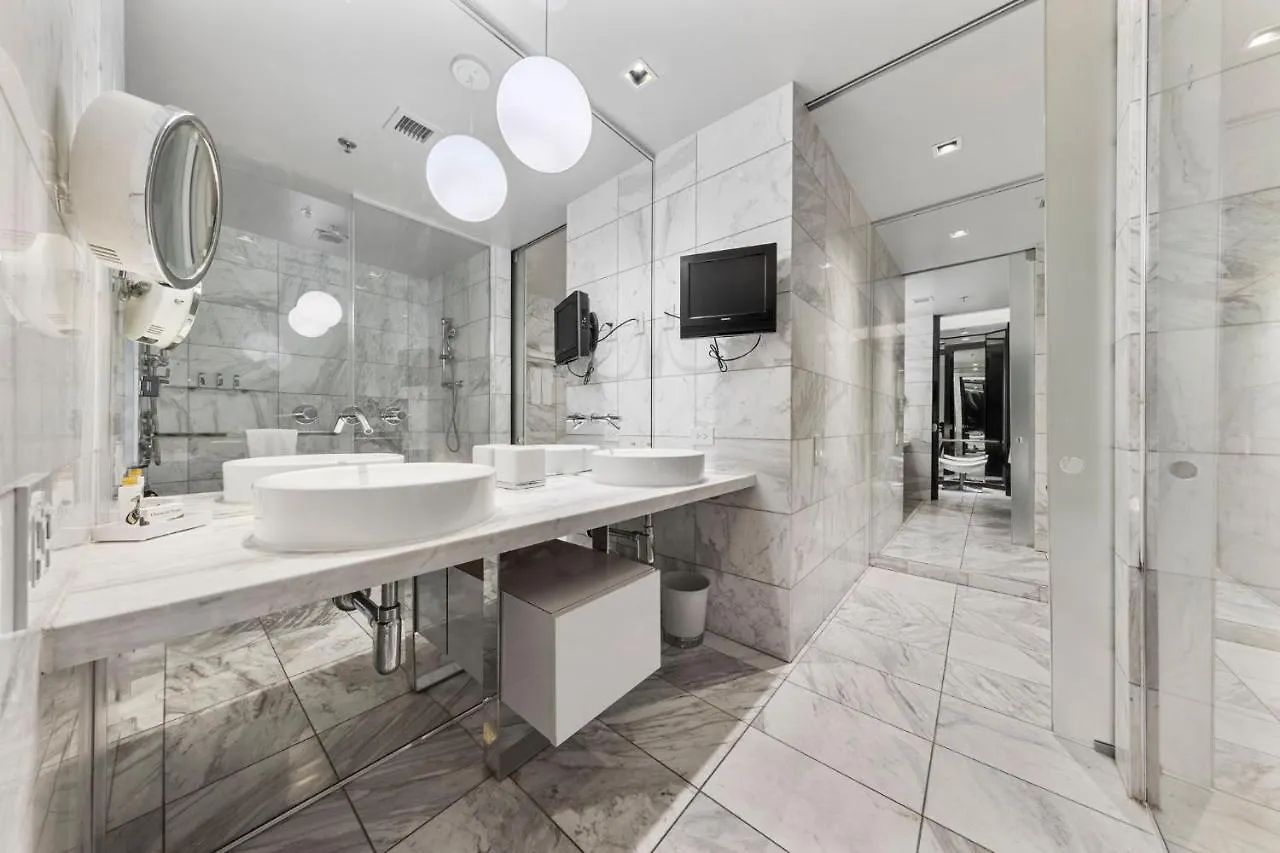 Apartment Huge Modern Luxury 17 Floor Panoramic Corner Suite With Open Balcony Las Vegas